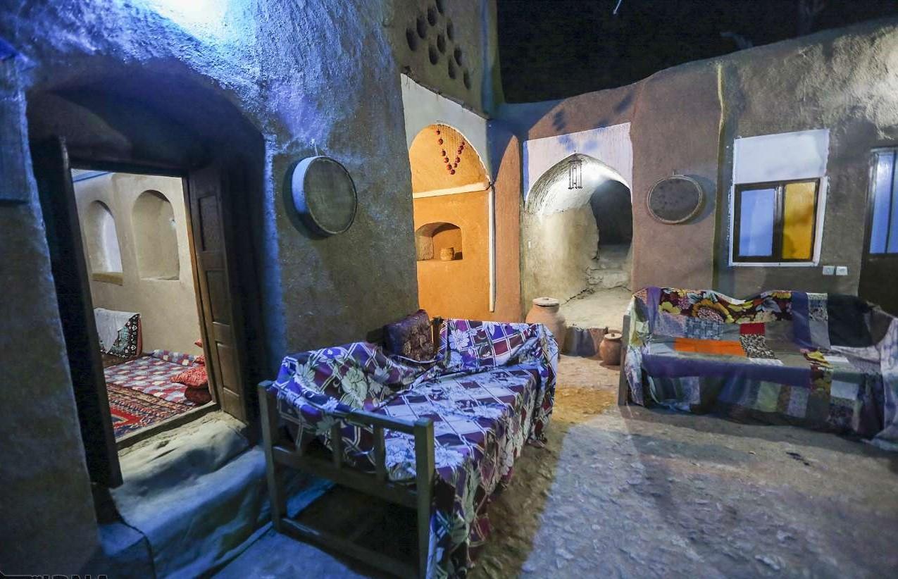 اقامتگاه بوم گردی در کوهبنان