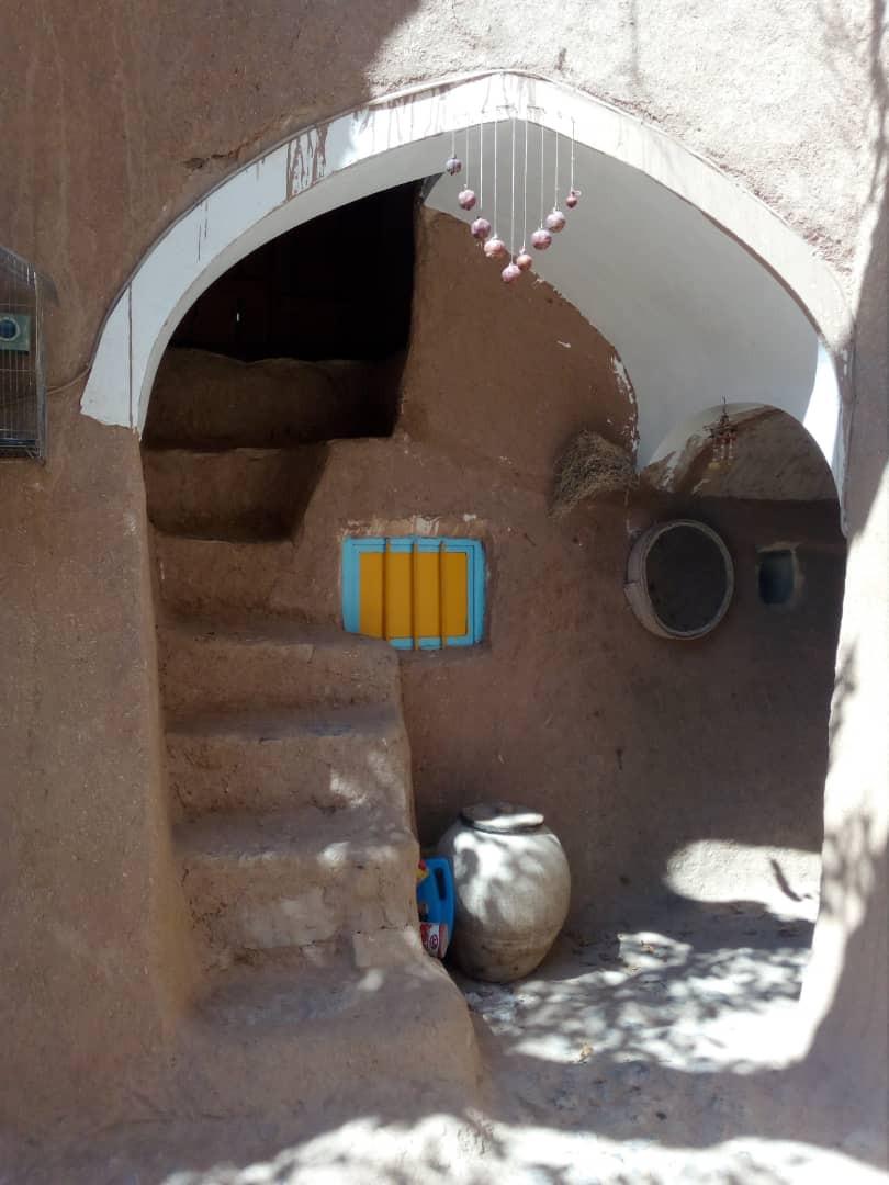 اقامتگاه بوم گردی در کوهبنان
