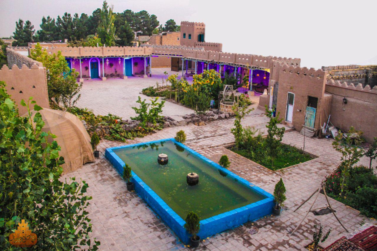 بوم گردی چناران