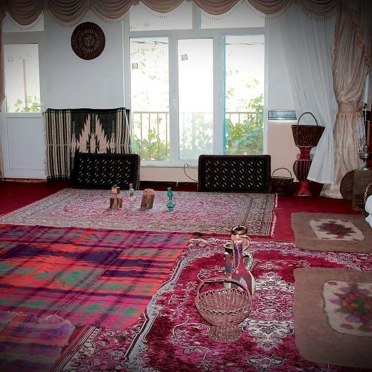 سوئیت طبقه اول