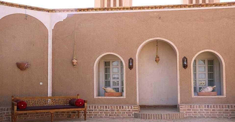 اقامتگاه بوم گردی در سرایان