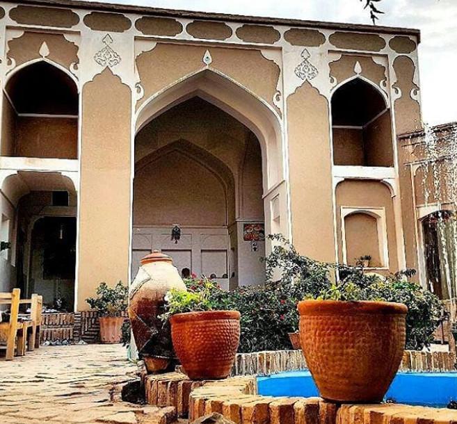 بهترین اقامتگاه بوم گردی گناباد