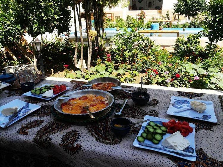 اقامتگاه بوم گردی در نی ریز