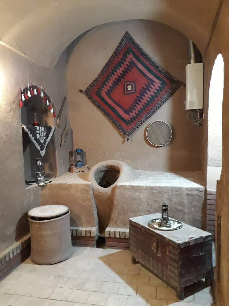 اتاق نرگس