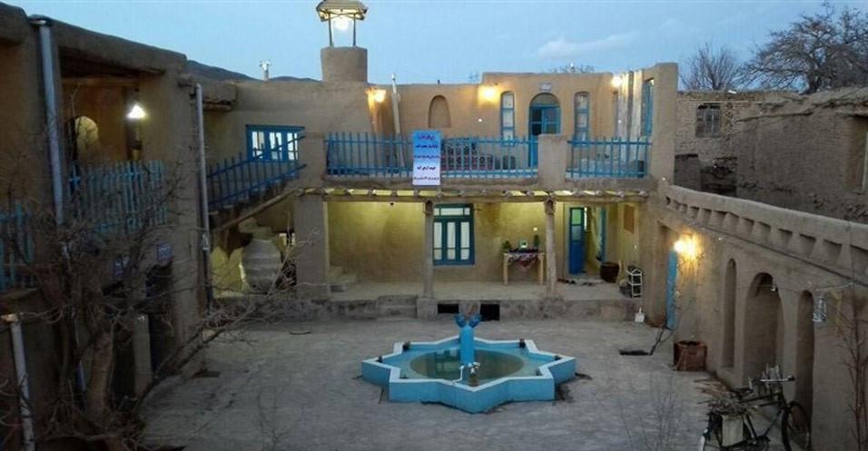 بوم گردی بینالود