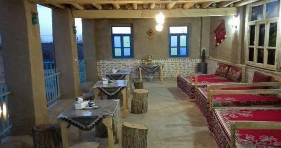 بوم گردی در بینالود
