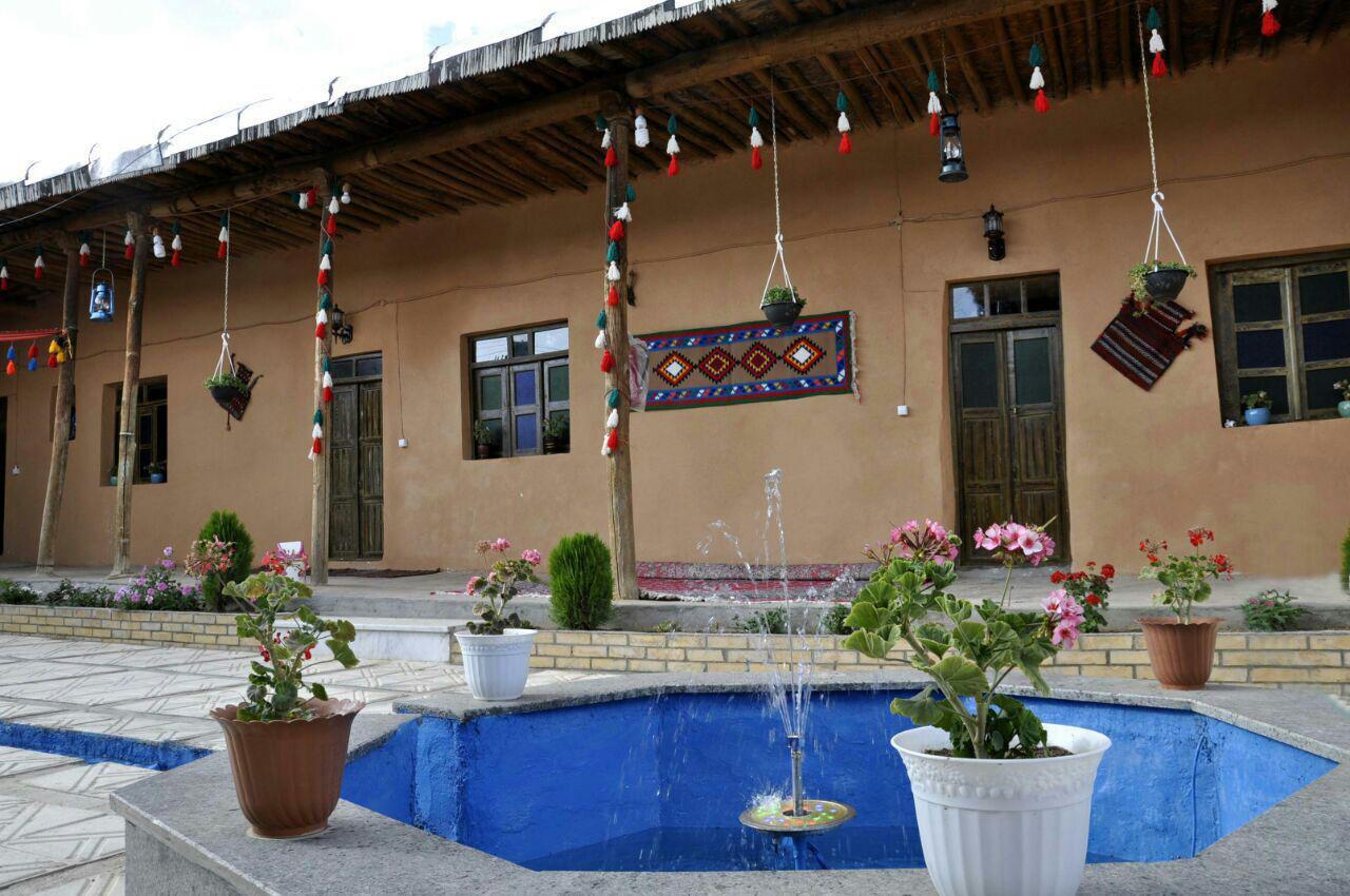 اقامتگاه بوم گردی در سی سخت