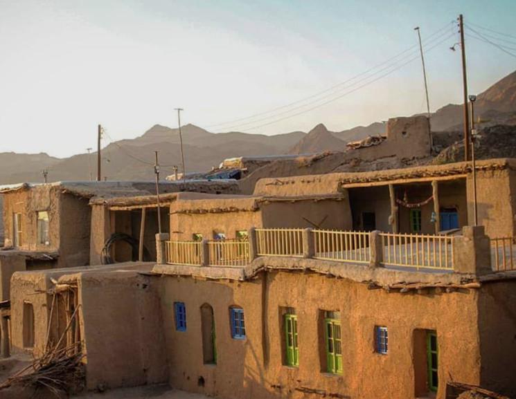 اجاره بوم گردی کاشمر