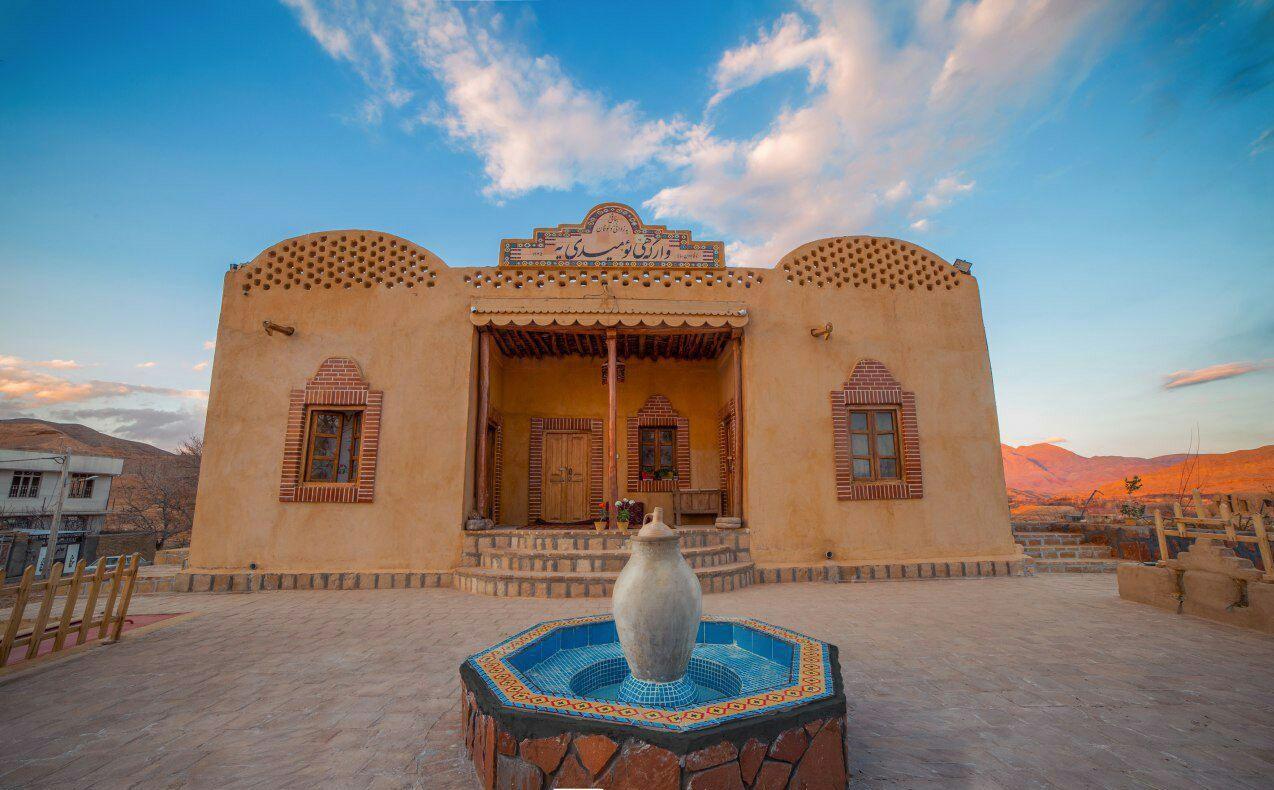 اقامتگاه بوم گردی در اسفراین
