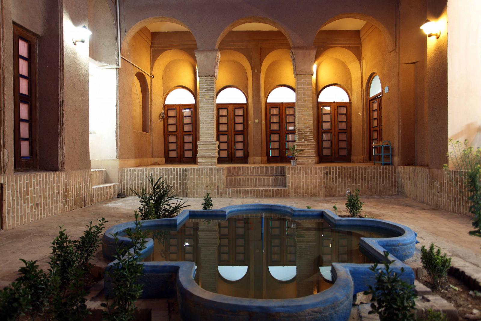 بوم گردی در یزد