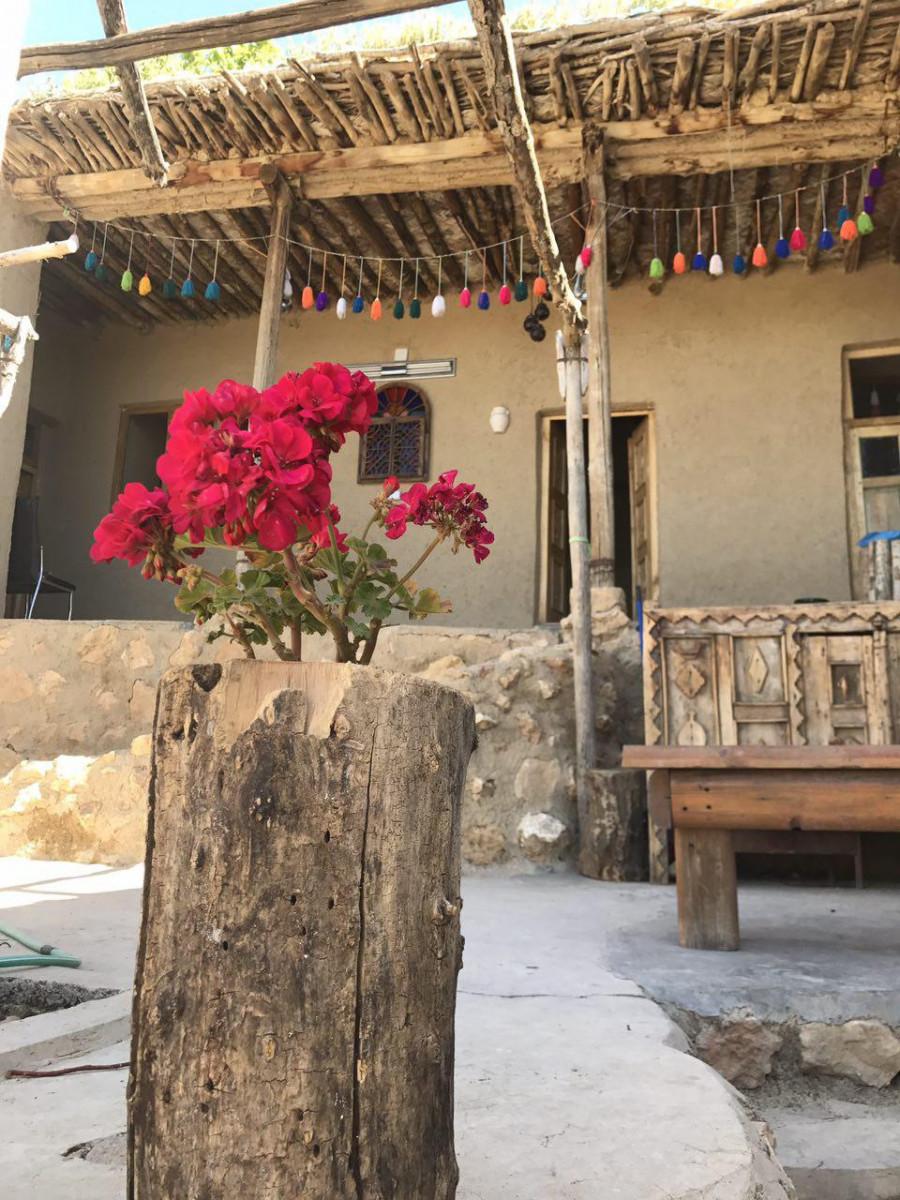 اقامتگاه بوم گردی در سپیدان