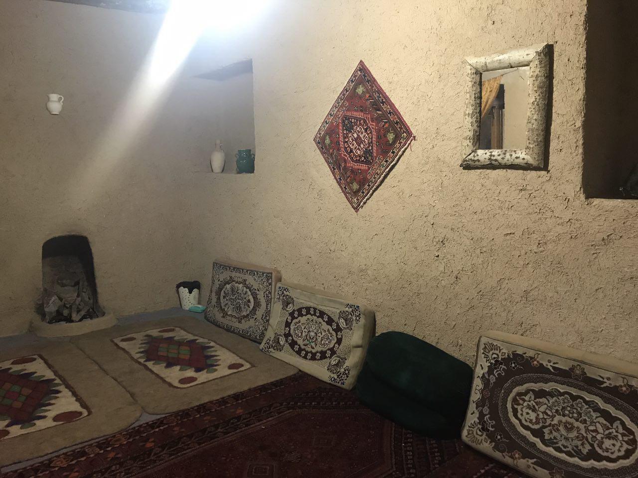 اقامتگاه بوم گردی در سپیدان