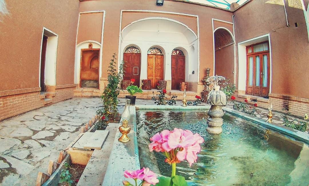 بوم گردی صد طاقچه تودشک