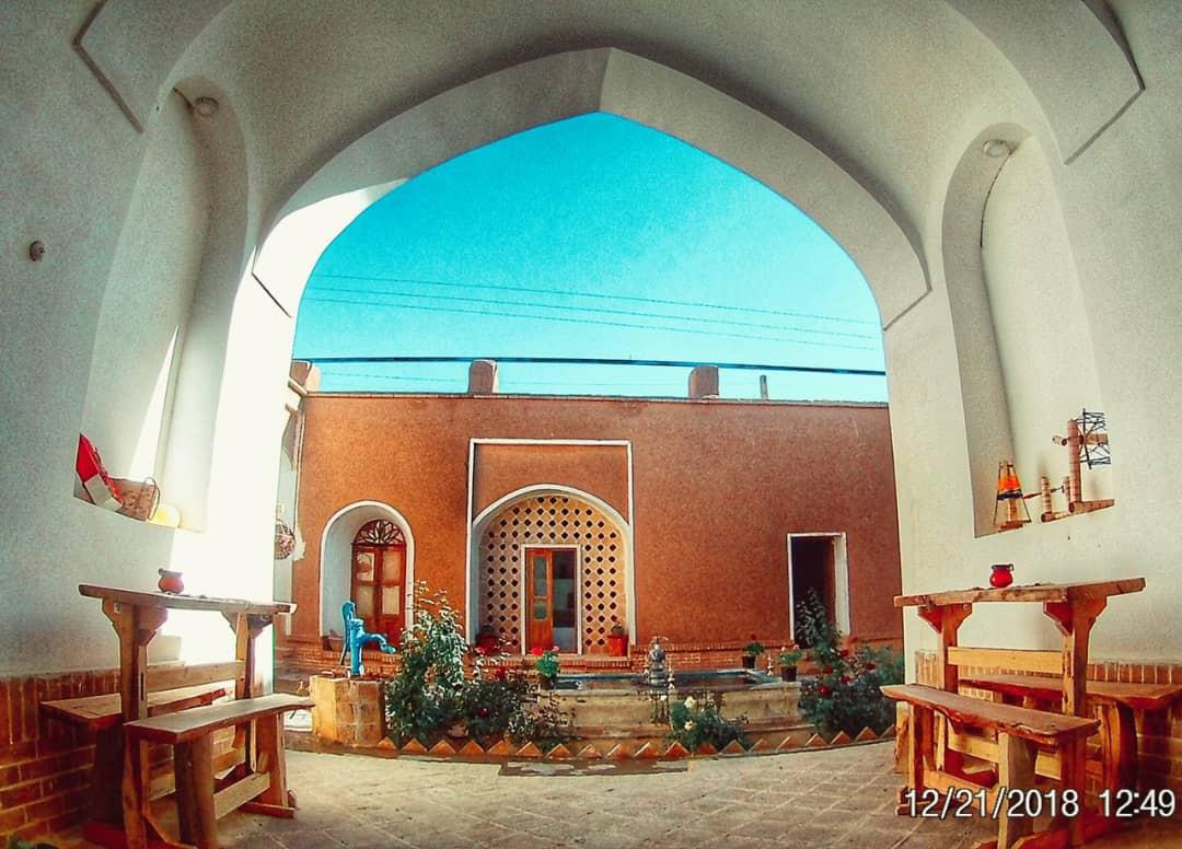بوم گردی صد طاقچه تودشک