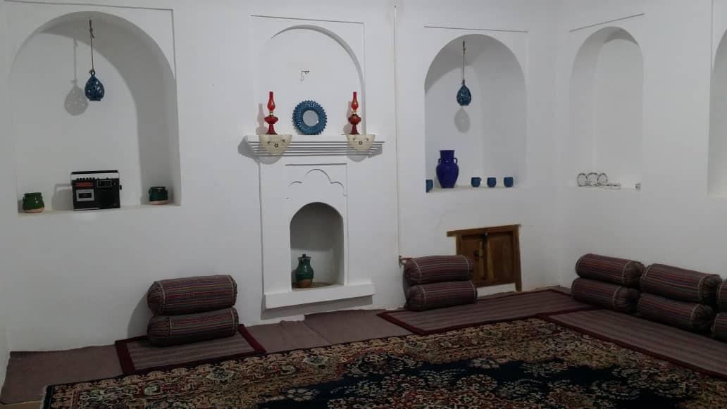 بوم گردی صد طاقچه تودشک