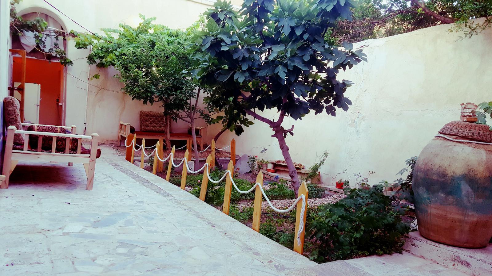 بوم گردی در نایین