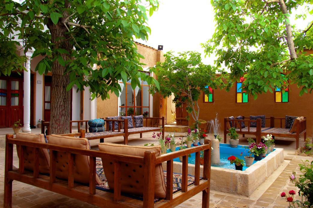 اتاق بهارخواب