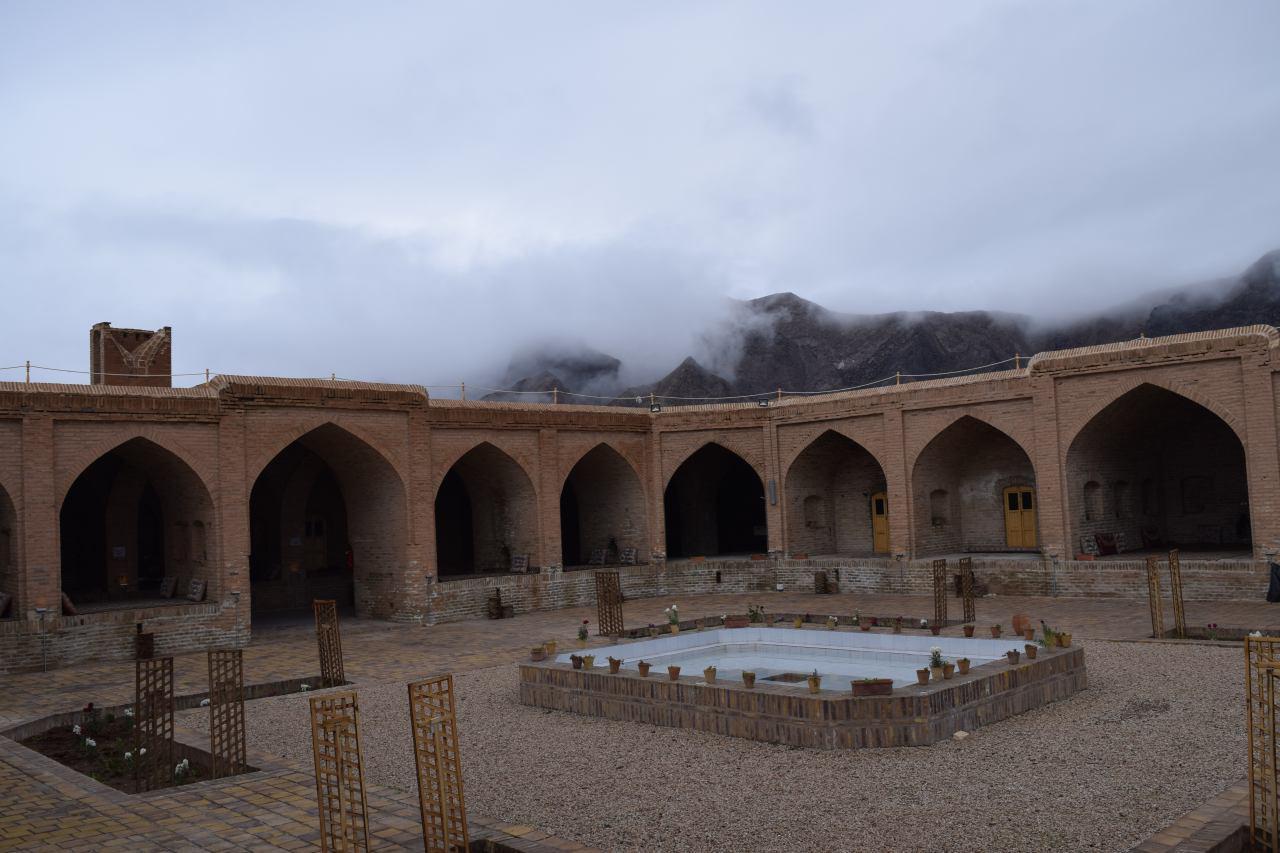 اجاره بوم گردی در طبس مسینا