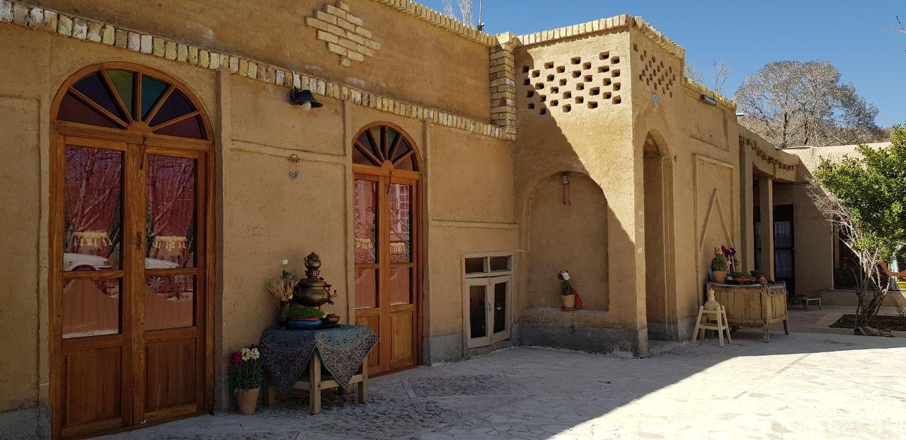 اجاره خانه بوم گردی در آباده