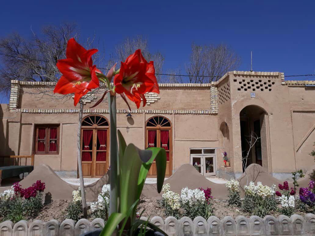 اجاره خانه بوم گردی در آباده