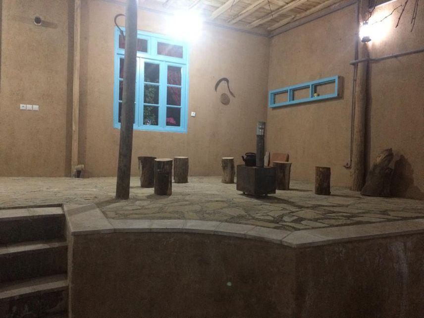 اقامتگاه بوم گردی نقده