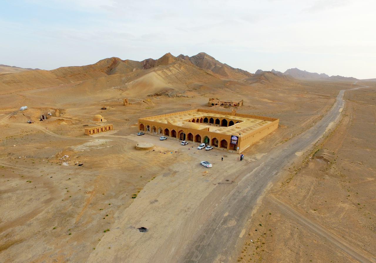اقامتگاه بوم گردی در طبس مسینا