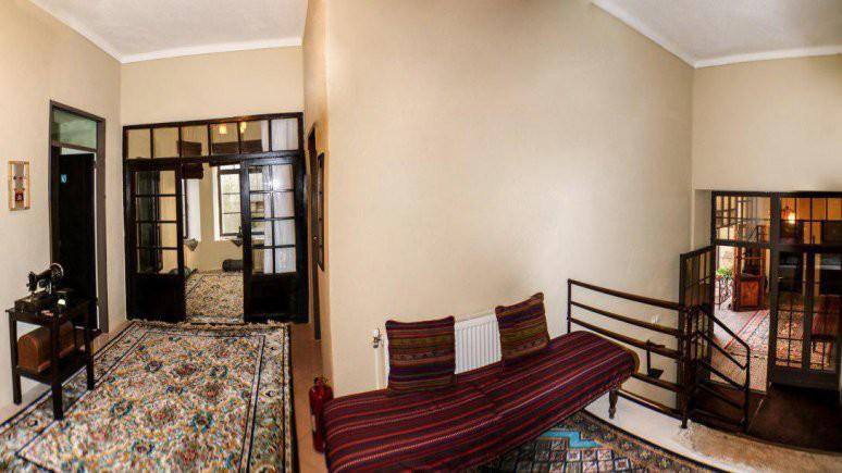 اتاق صدرالدین محلاتی