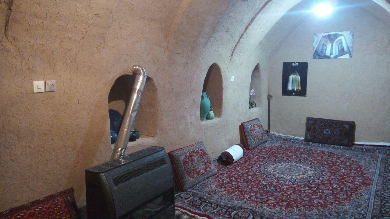 اجاره اقامتگاه بوم گردی در بهار