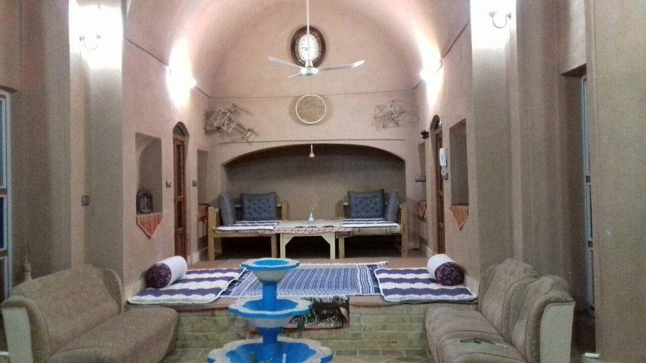 اقامتگاه بوم گردی میبد