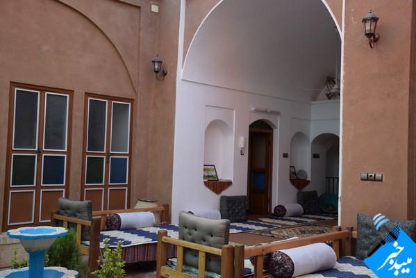 اقامتگاه بوم گردی میبد