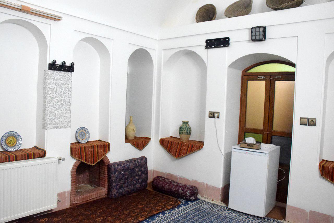  بوم گردی میبد 