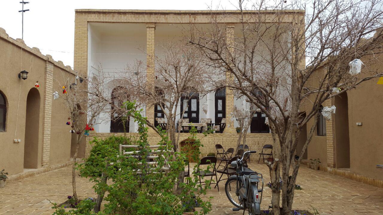 اتاق 2