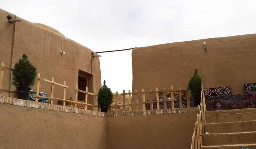 اتاق 104