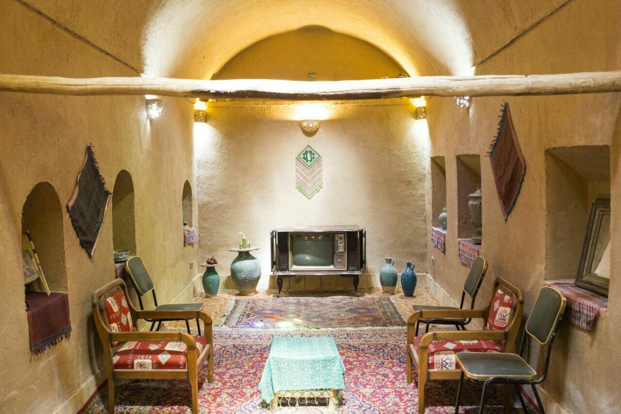 اجاره بوم گردی در زارچ