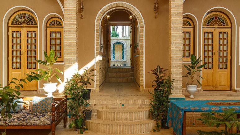 اقامت ارزان قیمت در یزد