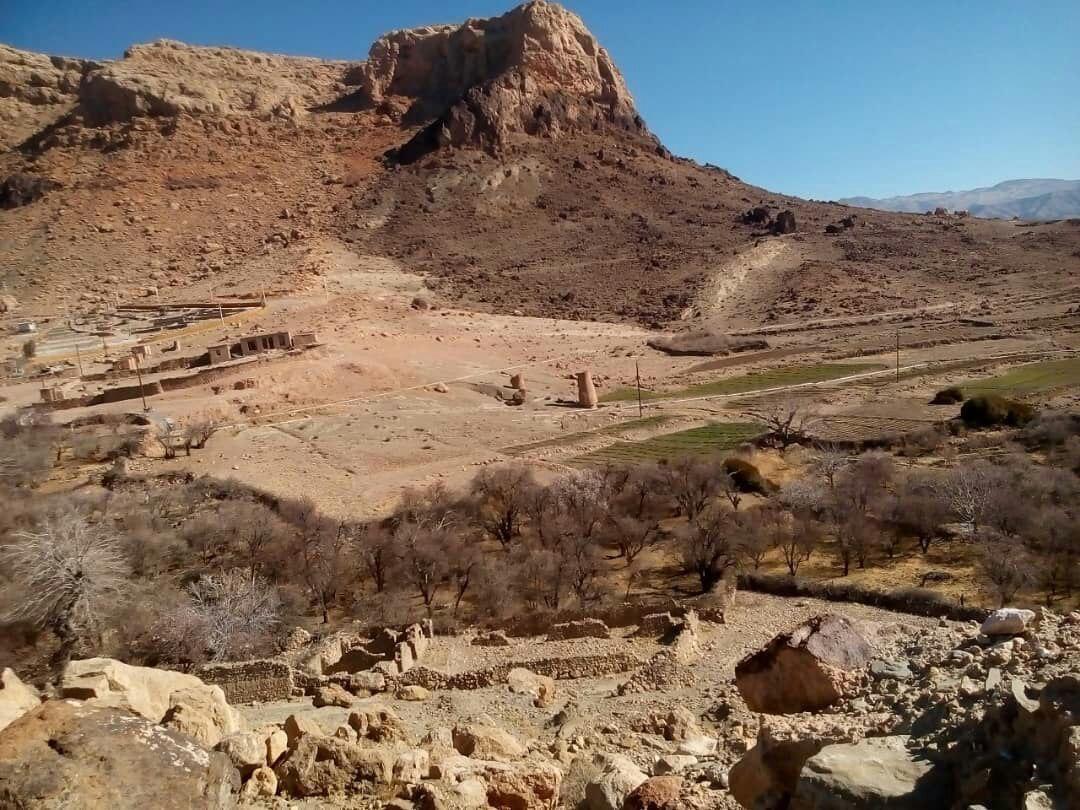 بوم گردی نیریز