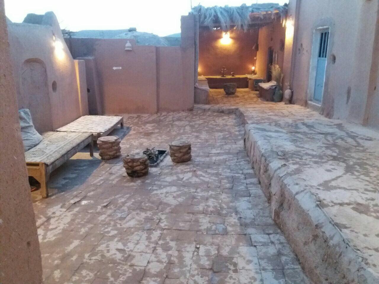 اقامتگاه سنتی در نایین