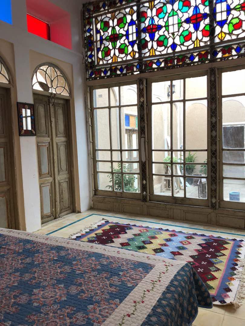 اتاق 2