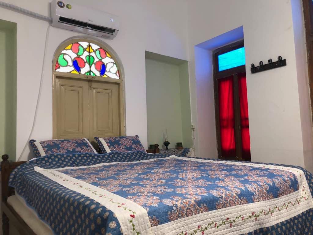 اتاق 2