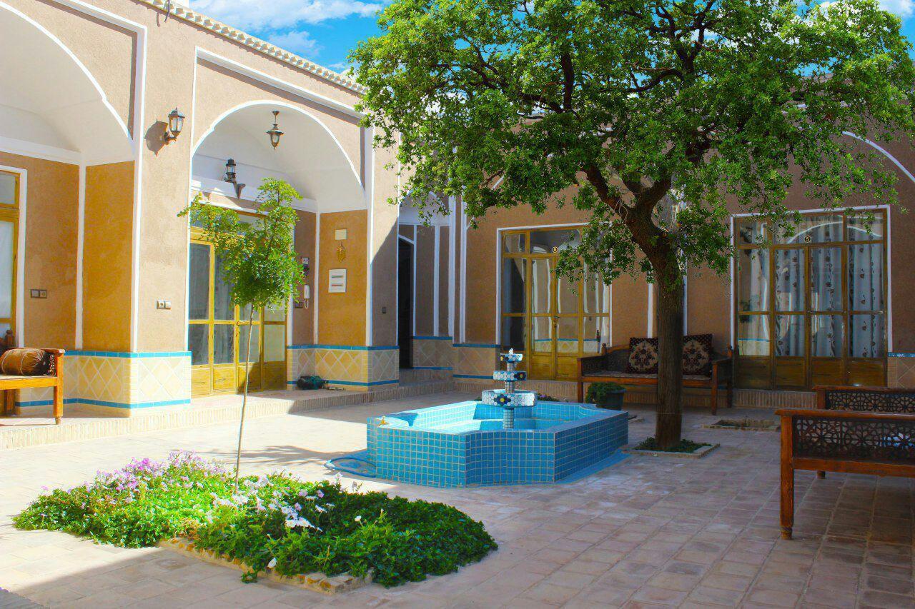 اتاق 2