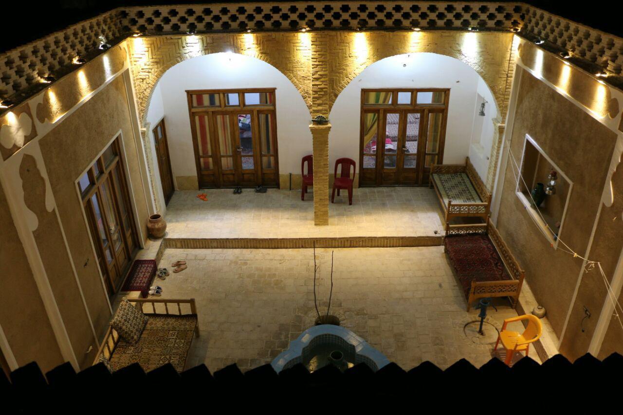 اتاق 1