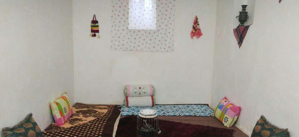 بوم گردی نایبند در طبس