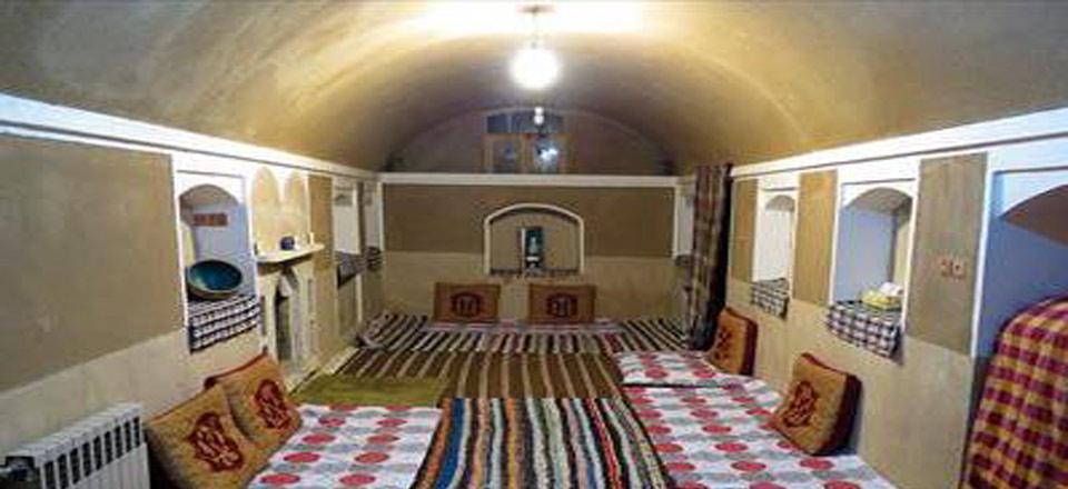 اقامتگاه بوم گردی آتشونی در خور