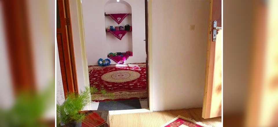 اقامتگاه بوم گردی نرگس داورزن