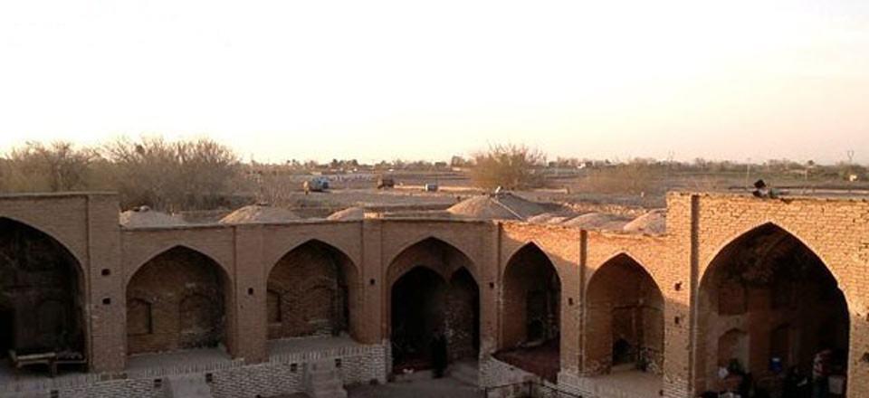 اقامتگاه کاروانسرای پاسنگان قم