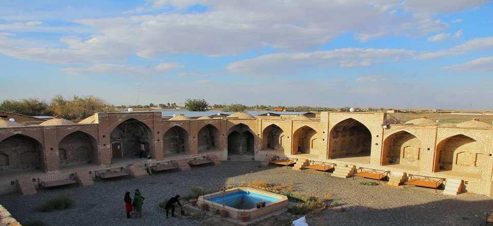 اقامتگاه کاروانسرای پاسنگان قم