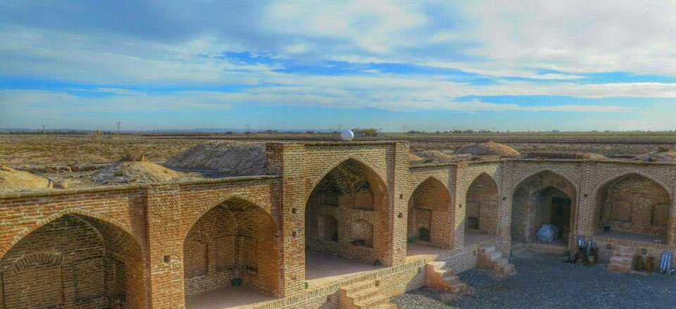 اقامتگاه کاروانسرای پاسنگان قم