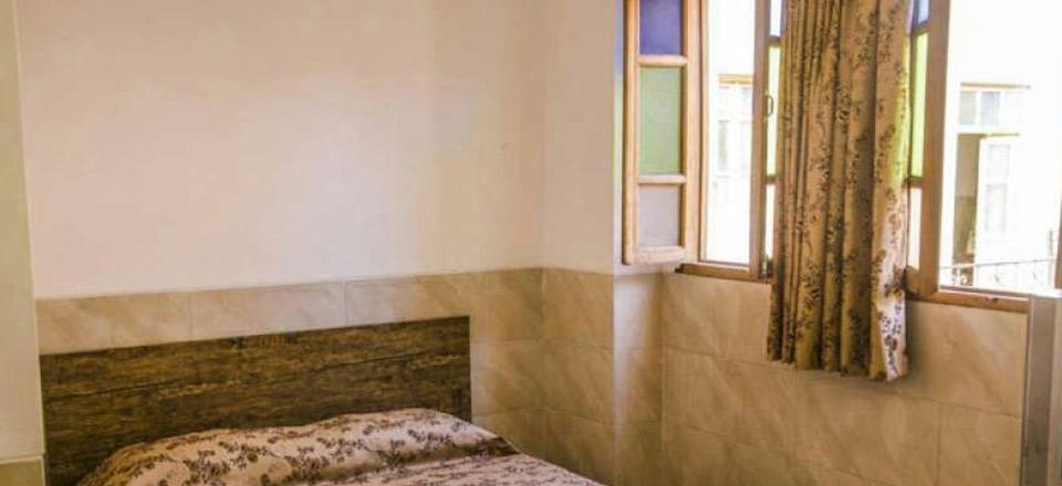 بوم گردی سرای کهن یزد