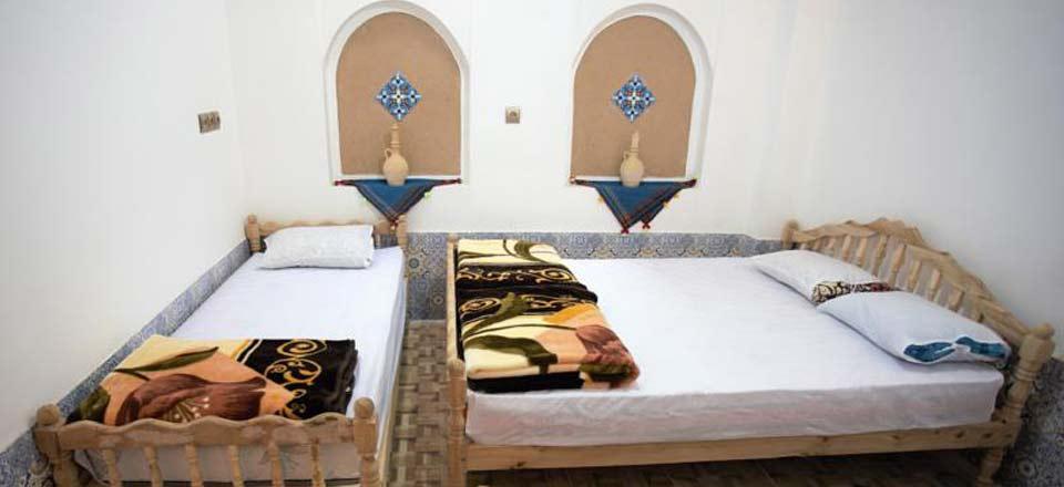 بوم گردی نگار در ورزنه