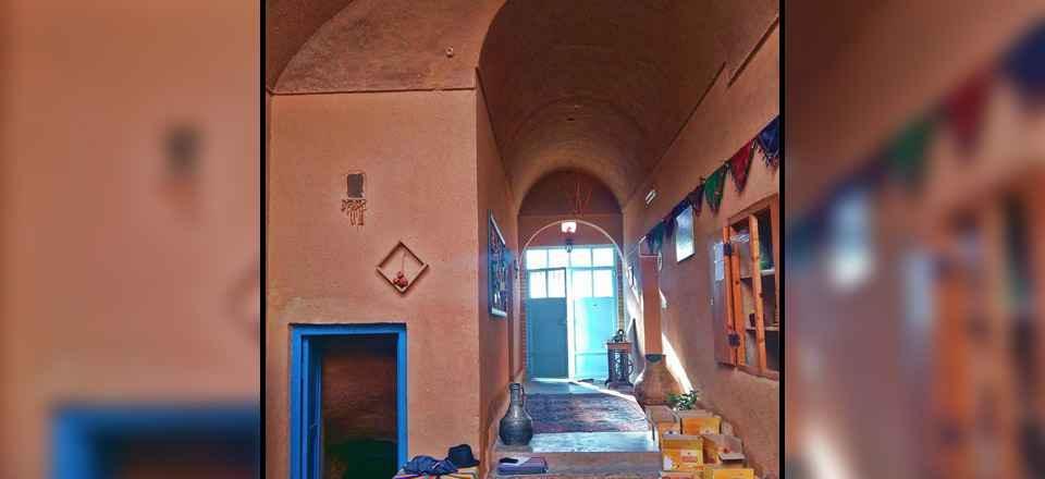 بوم گردی نار تی تی در تفت